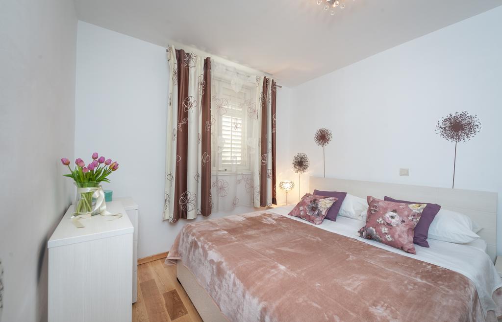 Apartment Timea ดูบรอฟนิก ภายนอก รูปภาพ